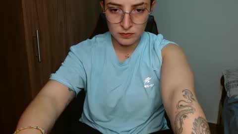 Snapshot of alex_parker07 chatting on January 25, 2025, 11:54 pm Alex Parker online show from January 25, 2025, 11:54 pm