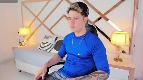 Snapshot of alex_pierce_ chatting on February 17, 2026, 7:31 pm Alex online show from February 17, 2026, 7:31 pm