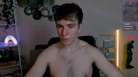 Snapshot of alex_reeding chatting on May 11, 2026, 2:45 pm Alex online show from May 11, 2026, 2:45 pm