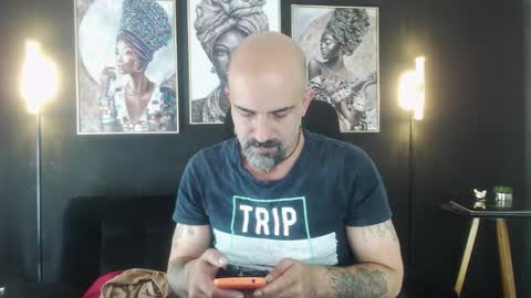 Snapshot of alex_saints_ce chatting on October 29, 2025, 1:35 pm Alex Saints online show from October 29, 2025, 1:35 pm