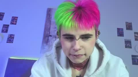 Snapshot of alex_valllley chatting on October 6, 2025, 8:28 pm Alex Valley online show from October 6, 2025, 8:28 pm