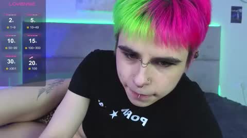 Snapshot of alex_valllley chatting on October 18, 2025, 11:05 pm Alex Valley online show from October 18, 2025, 11:05 pm