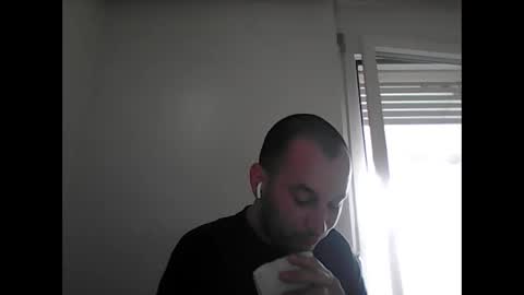 Snapshot of alex_vlad chatting on March 7, 2026, 3:20 pm Alexandru online show from March 7, 2026, 3:20 pm