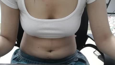 Snapshot of alexa_anna chatting on May 8, 2026, 10:26 pm alexa_anna online show from May 8, 2026, 10:26 pm