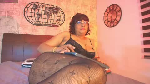 Snapshot of alexa_cruz__ chatting on May 17, 2026, 12:01 pm Alexa online show from May 17, 2026, 12:01 pm