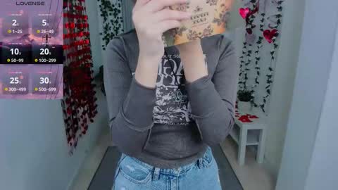 Snapshot of alexa_lexi chatting on February 22, 2026, 11:09 am alexa_lexi online show from February 22, 2026, 11:09 am