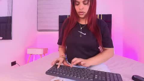 Snapshot of alexa_meller chatting on May 13, 2026, 3:04 am Alexa online show from May 13, 2026, 3:04 am