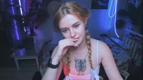 Snapshot of alexa_pirs chatting on October 4, 2025, 10:08 pm alexa_pirs online show from October 4, 2025, 10:08 pm