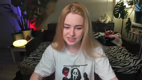 Snapshot of alexa_pirs chatting on March 15, 2026, 3:18 pm alexa_pirs online show from March 15, 2026, 3:18 pm