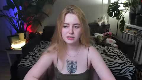 Snapshot of alexa_pirs chatting on March 23, 2026, 5:06 pm alexa_pirs online show from March 23, 2026, 5:06 pm