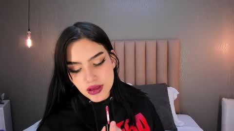 Alexa Thaylor online show from January 3, 2025, 6:14 pm