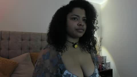 alexaa_swan online show from April 6, 2026, 4:21 am