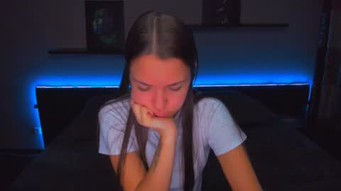 angel online show from October 30, 2025, 12:23 am