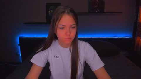 angel online show from March 18, 2026, 12:36 am