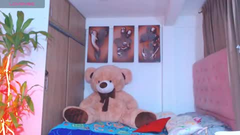 Snapshot of alexafoxxy01 chatting on January 23, 2025, 7:22 am alexafoxxy01 online show from January 23, 2025, 7:22 am