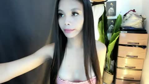 Snapshot of alexaloove chatting on June 18, 2026, 9:14 am alexa online show from June 18, 2026, 9:14 am