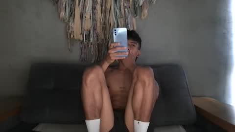 Alex  Dani online show from September 9, 2025, 7:35 pm