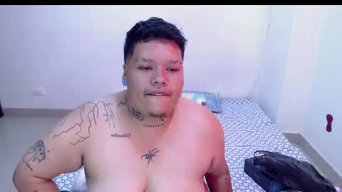 Snapshot of alexander_clithot chatting on December 19, 2025, 5:42 pm alexander online show from December 19, 2025, 5:42 pm