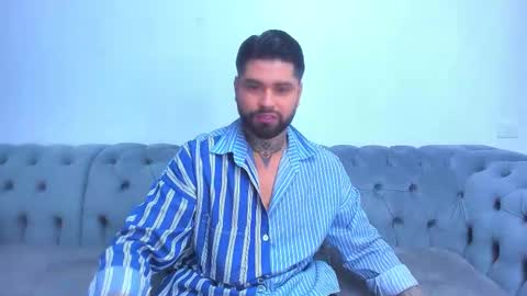 alexandermoris online show from December 18, 2025, 2:34 pm