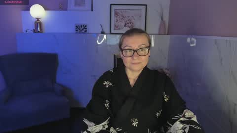 Snapshot of alexandra_kind chatting on January 4, 2025, 4:55 am Alexandra online show from January 4, 2025, 4:55 am