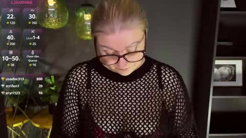 Snapshot of alexandra_kind chatting on March 8, 2025, 11:49 pm Alexandra online show from March 8, 2025, 11:49 pm