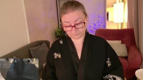 Snapshot of alexandra_kind chatting on May 18, 2026, 4:07 am Alexandra online show from May 18, 2026, 4:07 am