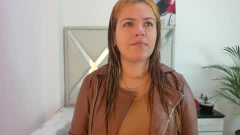 Snapshot of alexandra_torress chatting on January 19, 2026, 11:47 am alexandra online show from January 19, 2026, 11:47 am