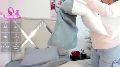Snapshot of alexandra_torress chatting on February 1, 2026, 11:53 am alexandra online show from February 1, 2026, 11:53 am