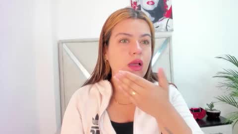 Snapshot of alexandra_torress chatting on February 2, 2026, 12:04 pm alexandra online show from February 2, 2026, 12:04 pm