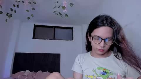 Snapshot of alexandre_chuad chatting on June 6, 2026, 4:23 pm Alexa online show from June 6, 2026, 4:23 pm