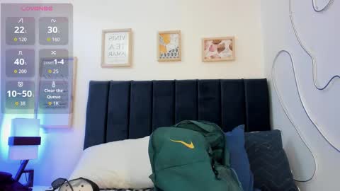 Snapshot of alexandro_sandler chatting on October 21, 2025, 12:00 am Alexandro online show from October 21, 2025, 12:00 am