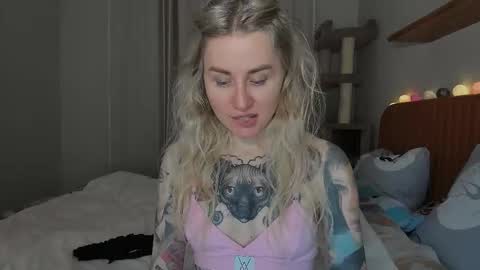 alexarush online show from October 6, 2025, 5:43 pm