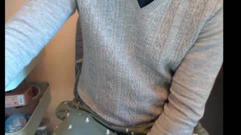 Snapshot of alexbelly chatting on November 13, 2025, 12:04 pm alexbelly online show from November 13, 2025, 12:04 pm