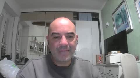 Snapshot of alexct77 chatting on December 14, 2024, 1:28 am alexct77 online show from December 14, 2024, 1:28 am