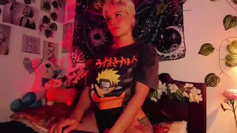 Snapshot of alexiafisher_ chatting on January 24, 2025, 7:51 am Alex online show from January 24, 2025, 7:51 am