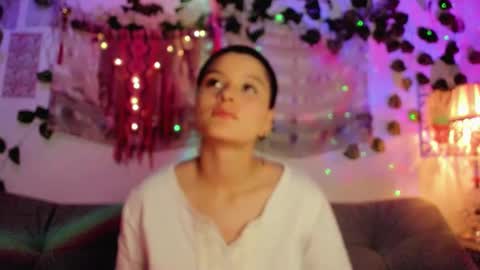 Snapshot of alexiafisher_ chatting on September 28, 2025, 1:55 am Alex online show from September 28, 2025, 1:55 am