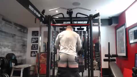 Alex online show from April 8, 2026, 9:15 pm