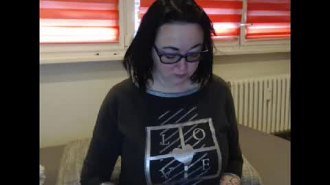 alexie33 online show from April 26, 2026, 11:41 am