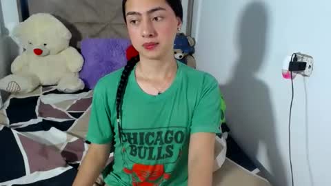 -- ALEXIS -- online show from July 21, 2026, 2:25 am