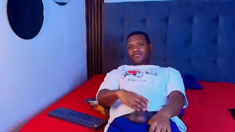 Alexis Fernandez online show from July 21, 2026, 8:55 pm