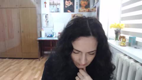 AlexisMillers online show from April 4, 2026, 8:45 am