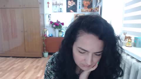 AlexisMillers online show from May 28, 2026, 9:06 am