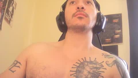 Alexxx online show from October 5, 2025, 5:44 pm