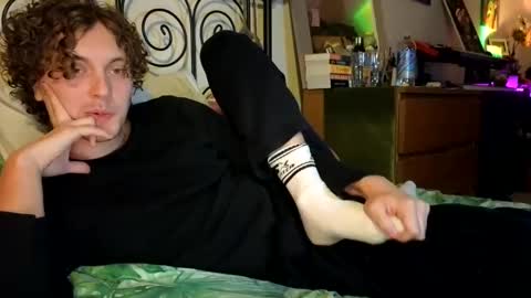 Snapshot of alexrhodesxxx chatting on December 11, 2024, 3:15 pm Alex online show from December 11, 2024, 3:15 pm