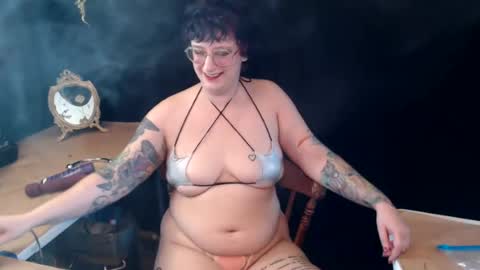 Snapshot of alexthornewood chatting on July 18, 2026, 3:05 pm Alex Thornewood online show from July 18, 2026, 3:05 pm