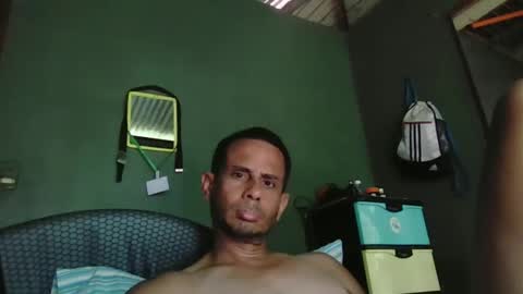 Snapshot of alextico1 chatting on October 18, 2025, 3:35 pm Alex online show from October 18, 2025, 3:35 pm