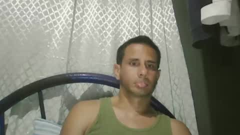 Snapshot of alextico1 chatting on November 4, 2025, 5:17 am Alex online show from November 4, 2025, 5:17 am