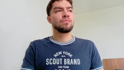 Snapshot of alextwunkk chatting on October 3, 2025, 2:25 pm Alex online show from October 3, 2025, 2:25 pm