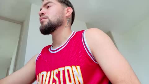 Snapshot of alextwunkk chatting on November 8, 2025, 3:23 pm Alex online show from November 8, 2025, 3:23 pm