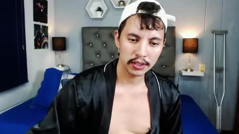 Snapshot of alexx_leon chatting on May 28, 2026, 9:23 pm Alexx Leon online show from May 28, 2026, 9:23 pm
